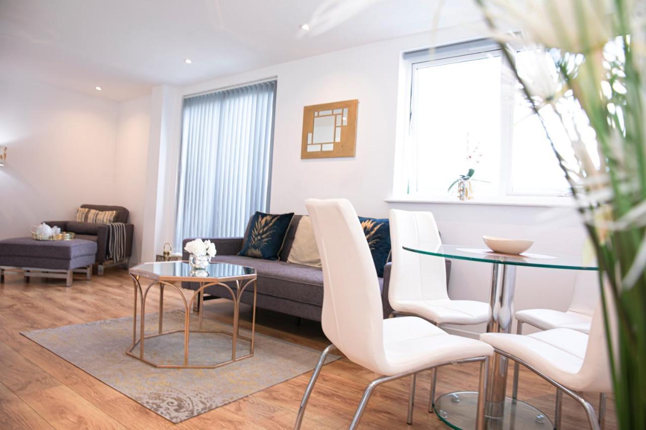 Sunshine Place Apartamento Enfield